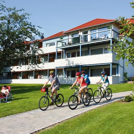& Restaurant Kronenhof Am Weser-radweg 3* Oberweser