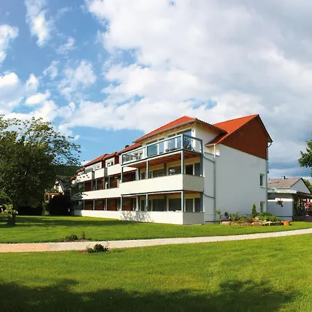 & Restaurant Kronenhof Am Weser-radweg Hotel Oberweser