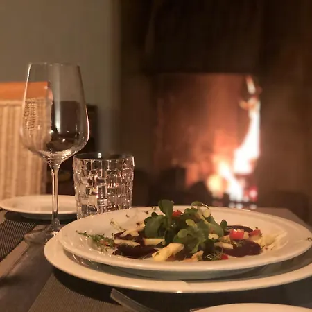 & Restaurant Kronenhof Am Weser-radweg 3*