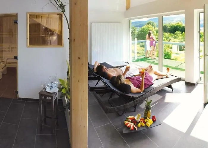 & Restaurant Kronenhof Am Weser-radweg