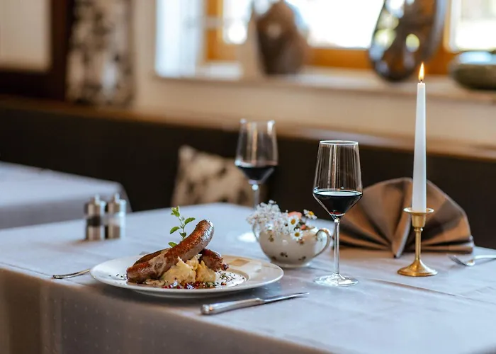 Hotel & Restaurant Kronenhof Am Weser-radweg 3*