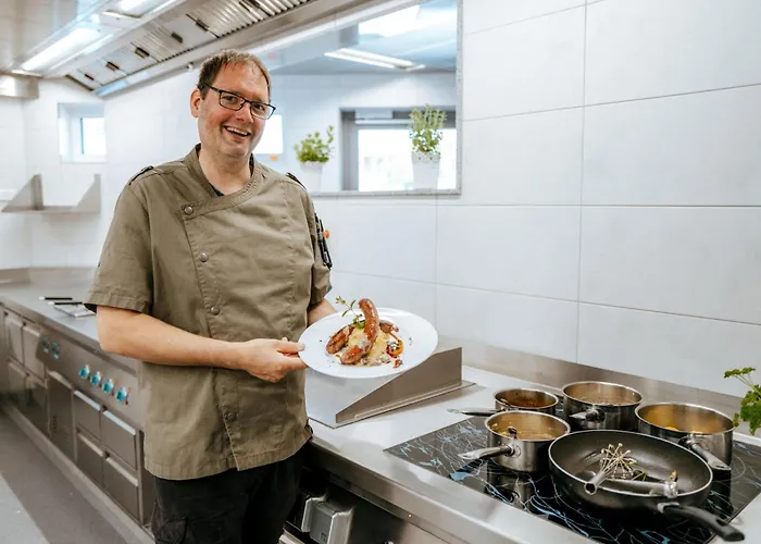 & Restaurant Kronenhof Am Weser-radweg Hotel